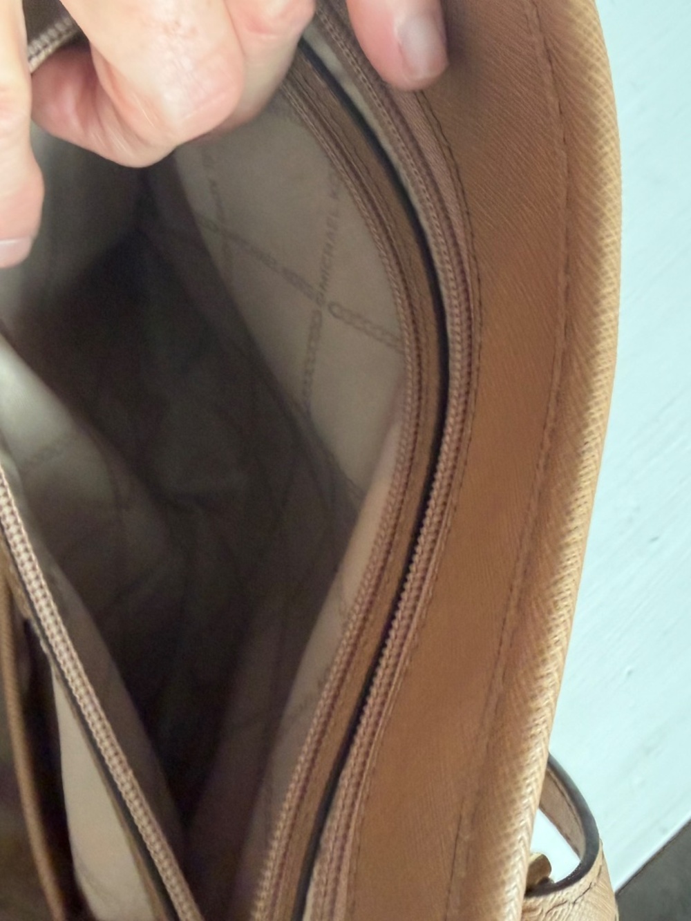 Patricia Nash Genuine Leather Crossbody Bag British Tan Brass Buckle Purse - Picture 6 of 8